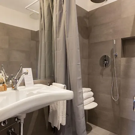 Ai Suma Hotel Milão